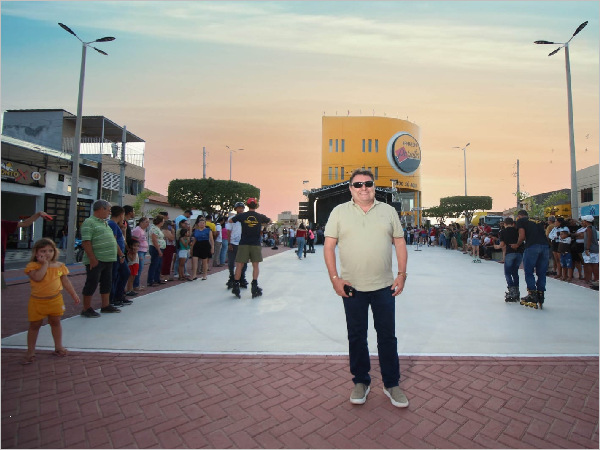 Prefeito Geraldo Moura Ramos realizou a entrega da reforma da Praça Prefeito Alexandre José de Melo - Parte 1